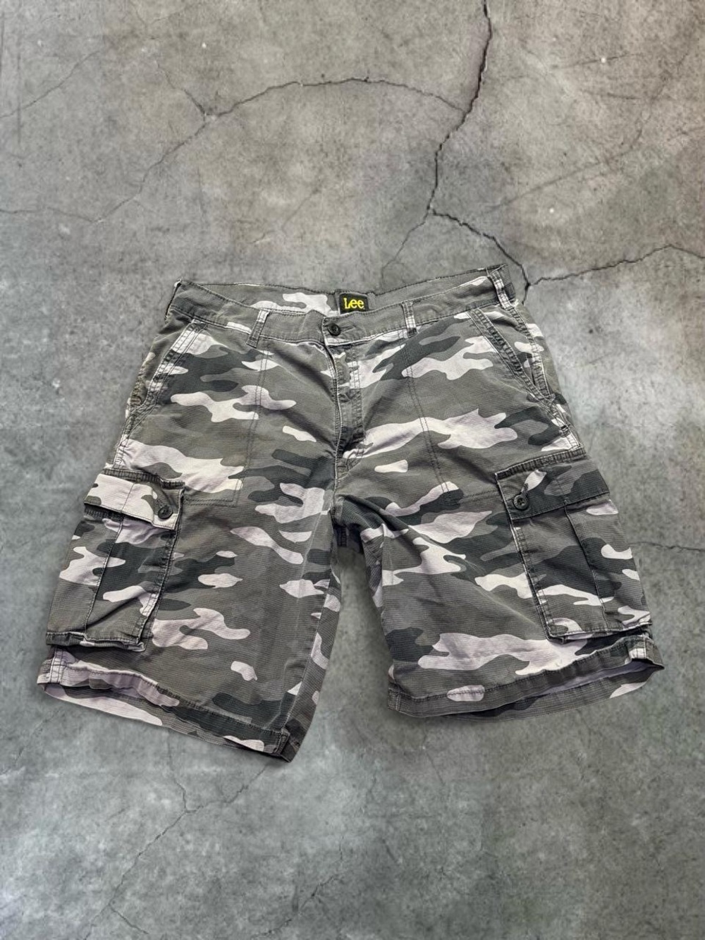 Lee Gray Camo Cargo Shorts Y2K Military Utility Shorts